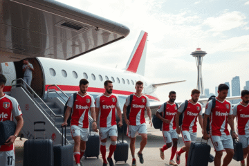 Imagem do time River Plate embarcando para o Mundial de Clubes 2025